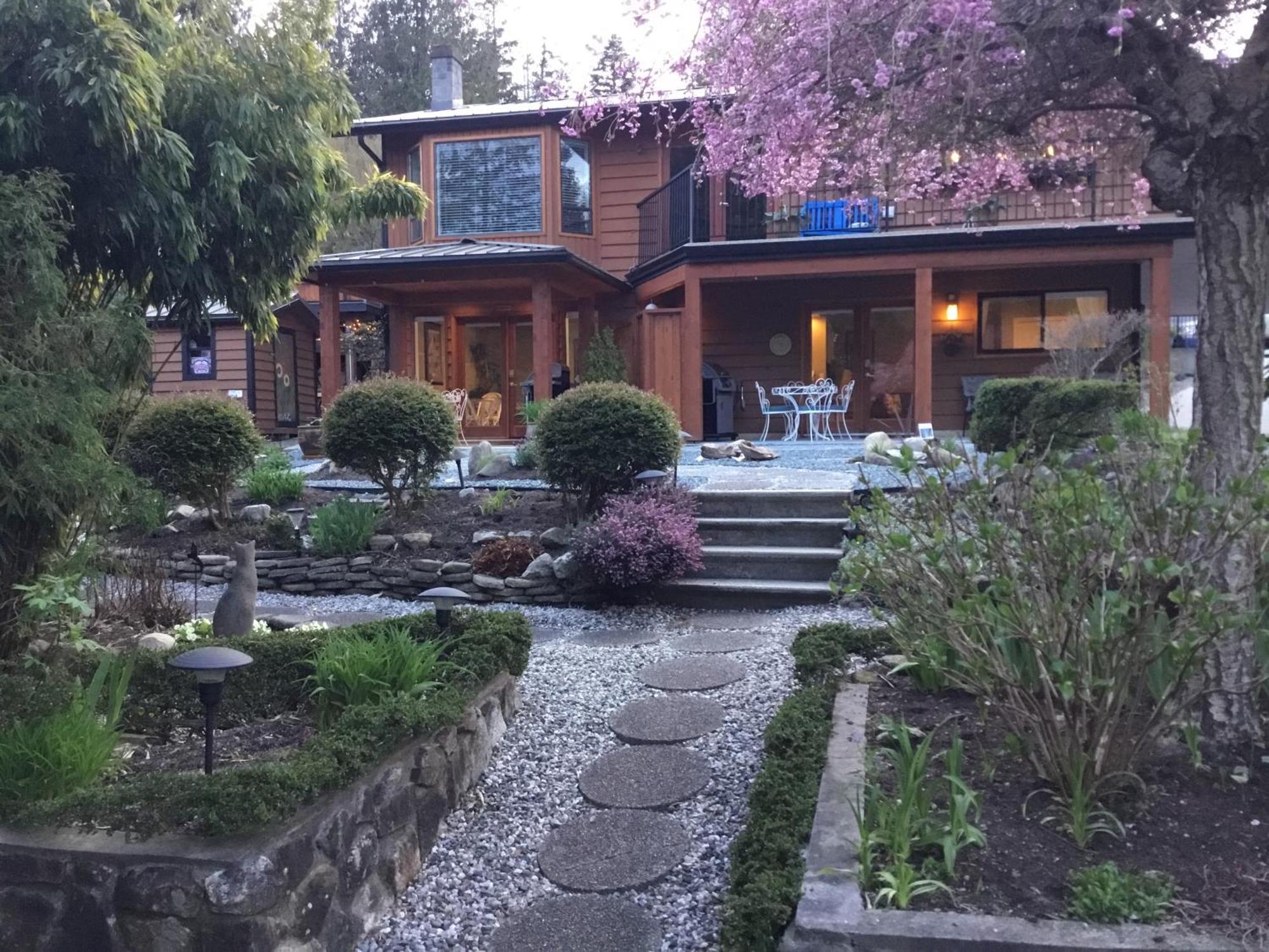 Bed & Breakfast Nestledown